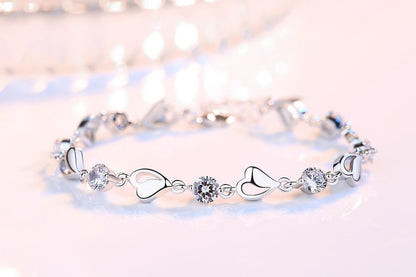 Zilveren Hartvormige Armband - Eloria