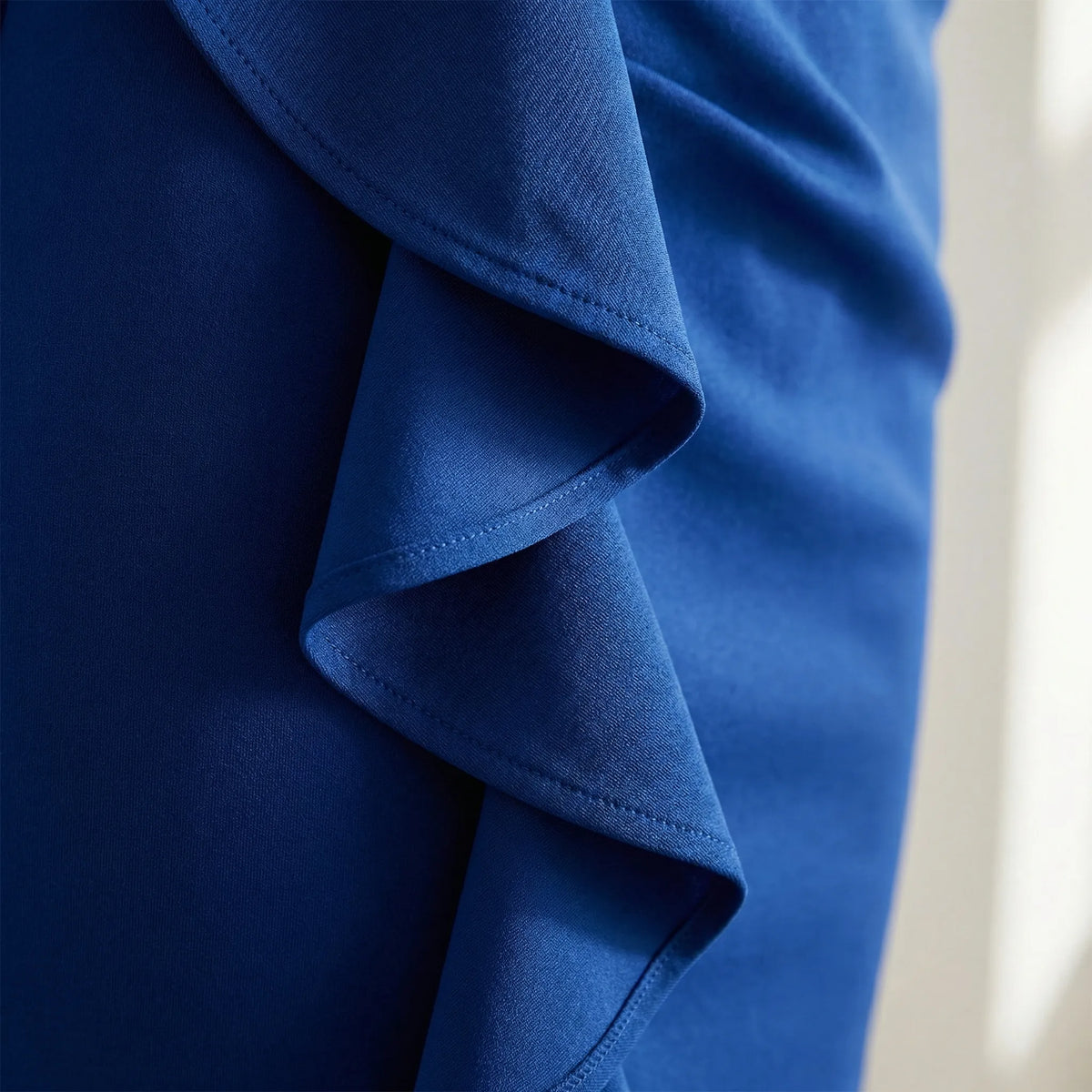 Figuuraccentuerende midi-jurk - Maxine