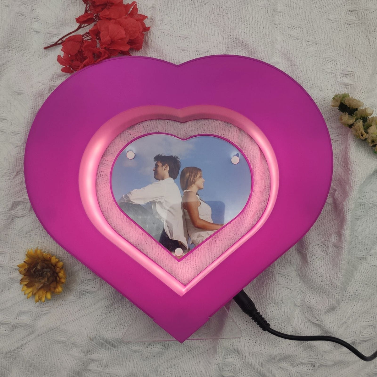 Heart shape magnetic floating photo frame, high tech levitating picture photo frame gifts