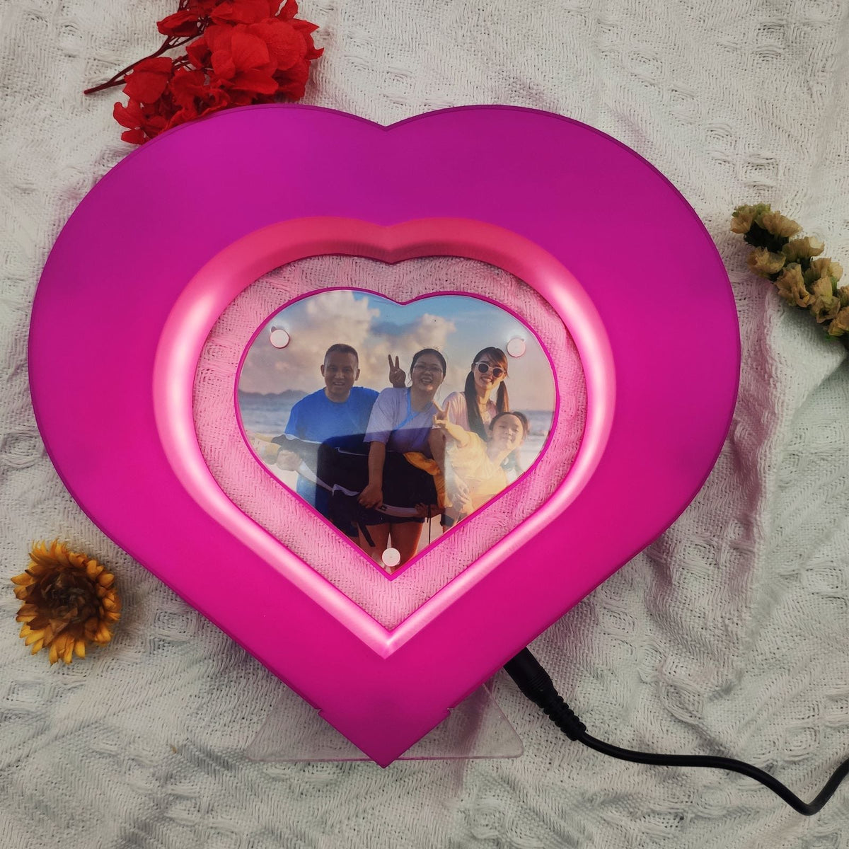 Heart shape magnetic floating photo frame, high tech levitating picture photo frame gifts
