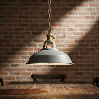 Industriële metalen hanglamp - IndustroGlow