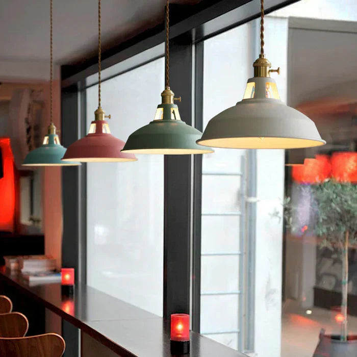 Industriële metalen hanglamp - IndustroGlow