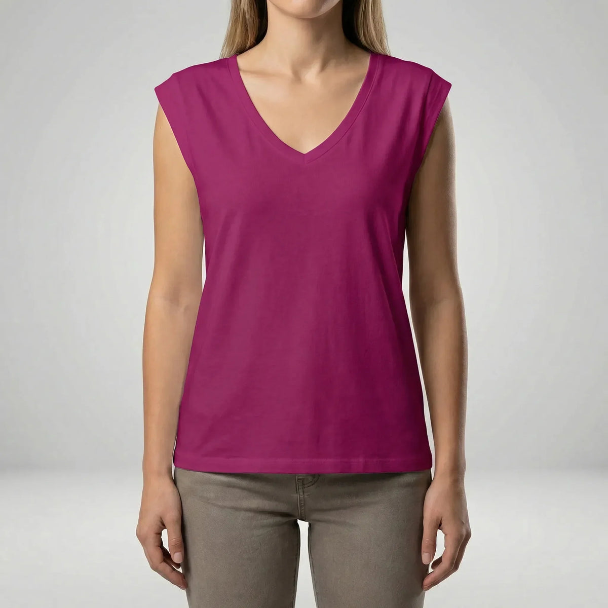 Losvallend T-shirt met V-hals - Nadine