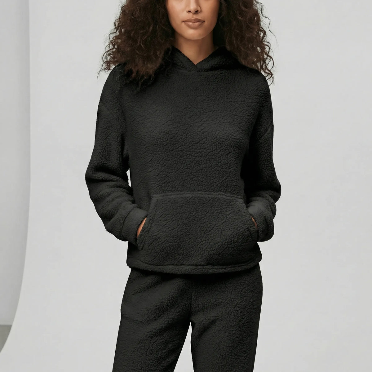 Loungewear-set met kangoeroezak - Milana