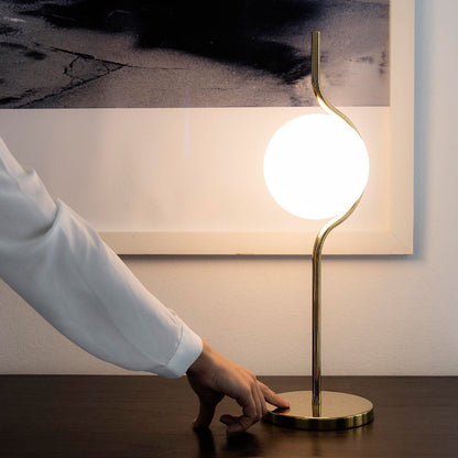 Minimalistische sculpturale tafellamp - Auraquill