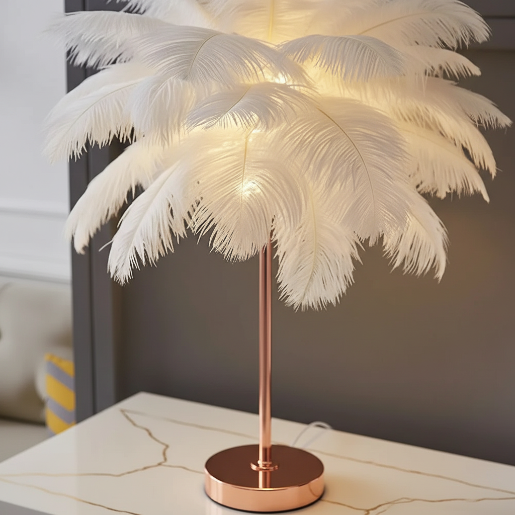 Tafellamp met lampenkap van veren - PalmGleam