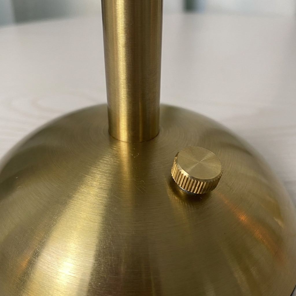 Tafellamp met touchbediening – Vescento