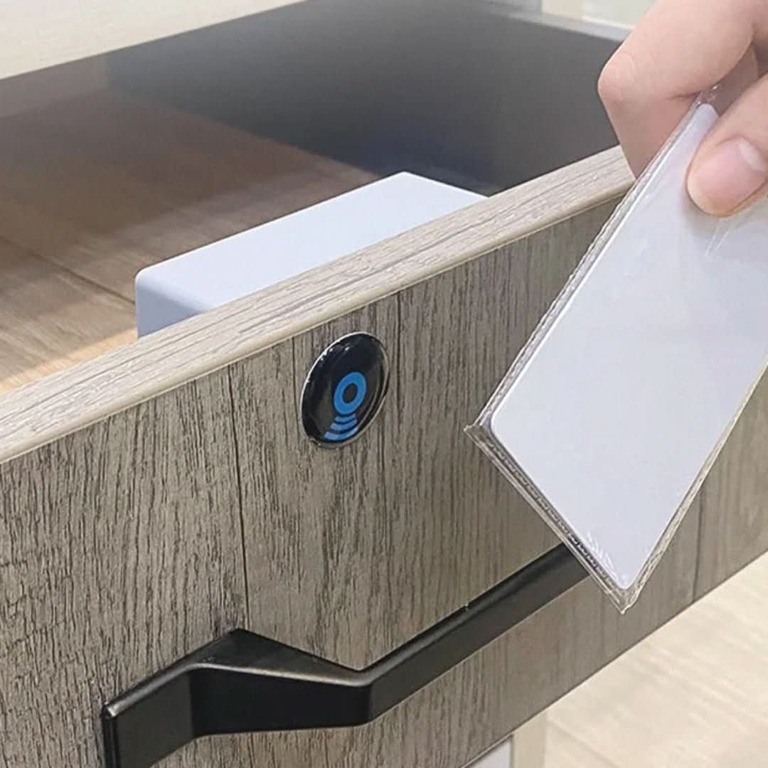 Elektronisch Lade Slot met Onzichtbare Sensorbediening - Vaultin