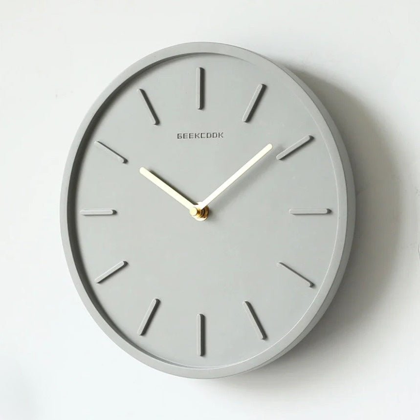 Cement Wandklok met Metalen Slinger - Tundra