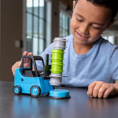 Stapelspel met heftruck – educatief spel voor het bevorderen van behendigheid en concentratie