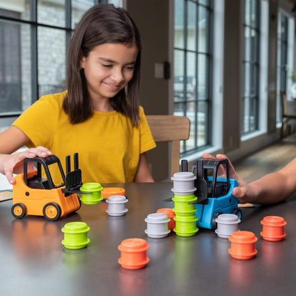 Stapelspel met heftruck – educatief spel voor het bevorderen van behendigheid en concentratie